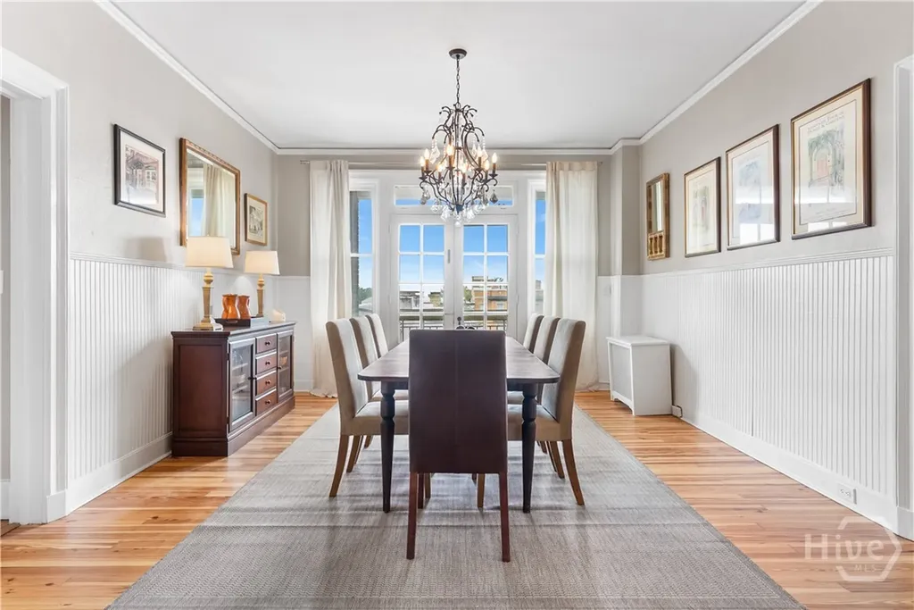 24 E Liberty Street Savannah GA 31401