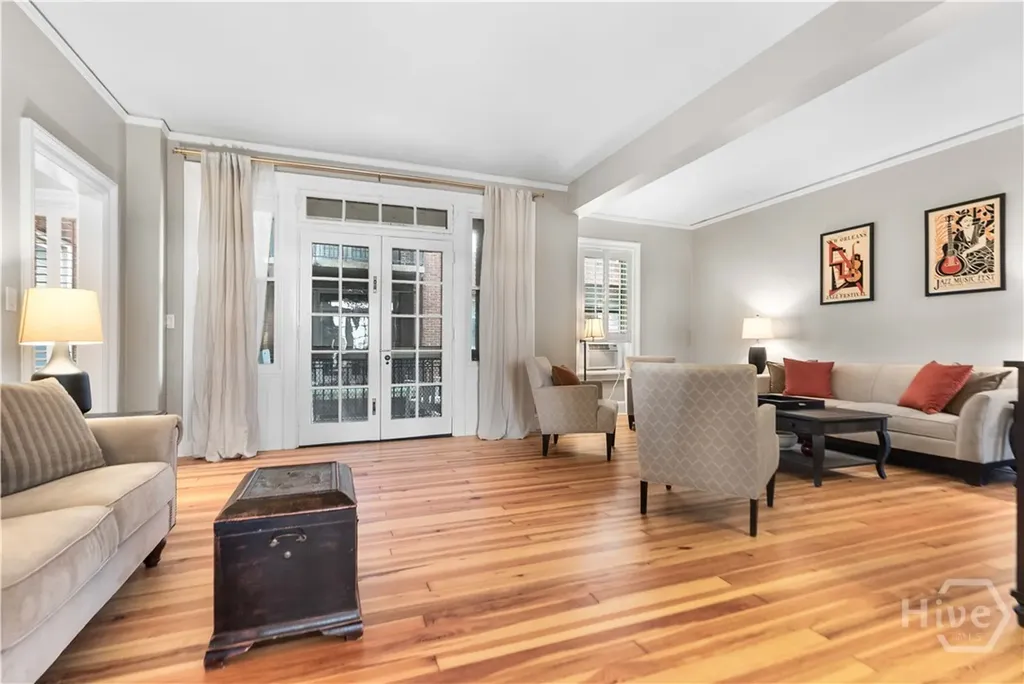 24 E Liberty Street Savannah GA 31401