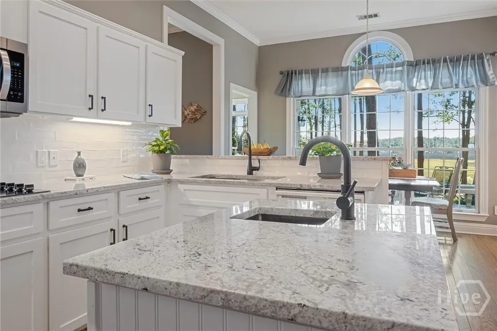262 Mingarry Drive Richmond Hill GA 31324