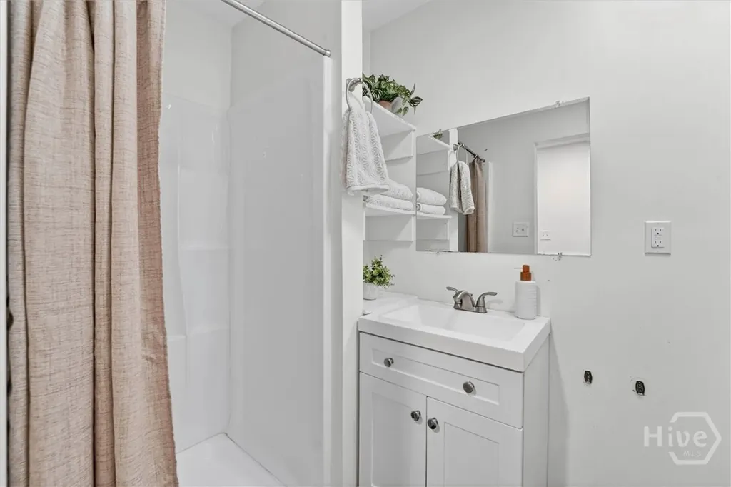 631 W 35th Street Savannah GA 31415