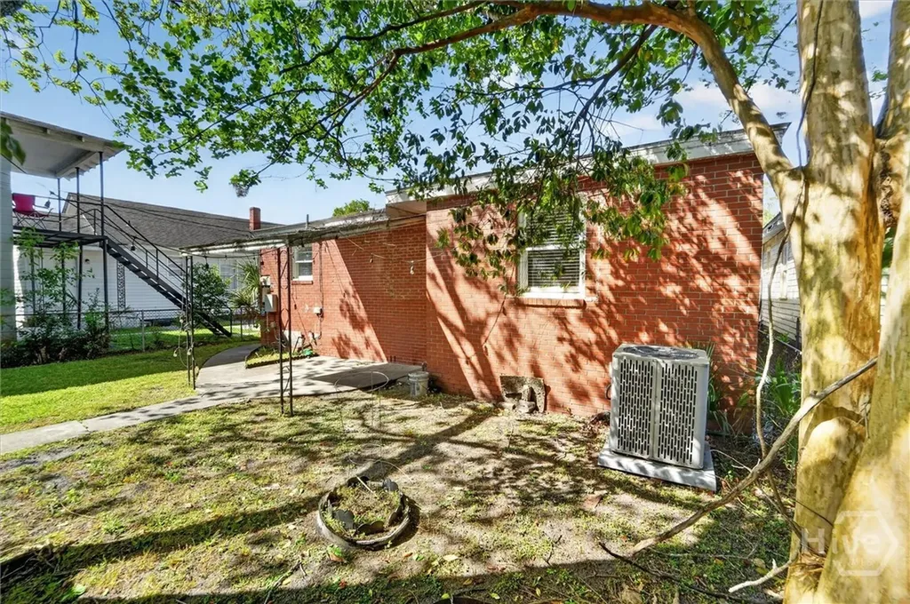 631 W 35th Street Savannah GA 31415