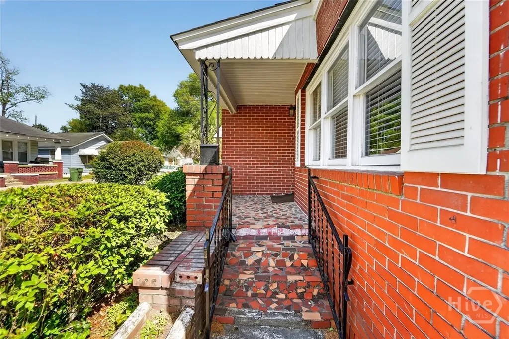 631 W 35th Street Savannah GA 31415