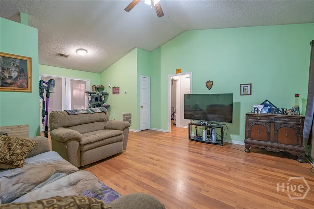 202 Stag Road Springfield GA 31329