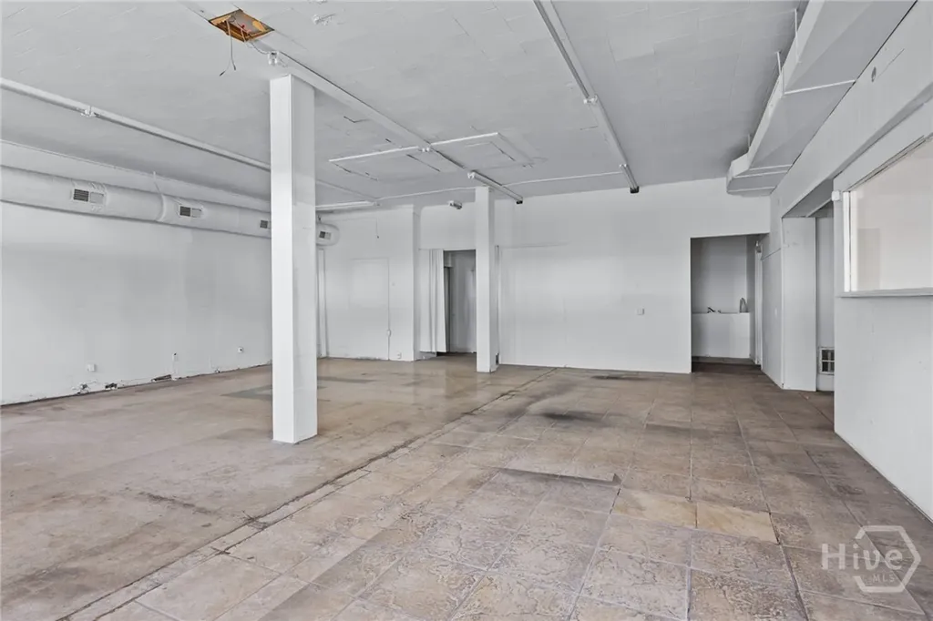 2203 Skidaway Road Savannah GA 31404