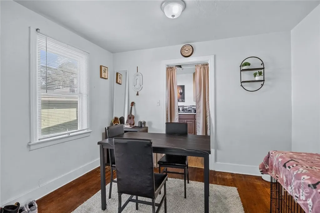 2203 Skidaway Road Savannah GA 31404