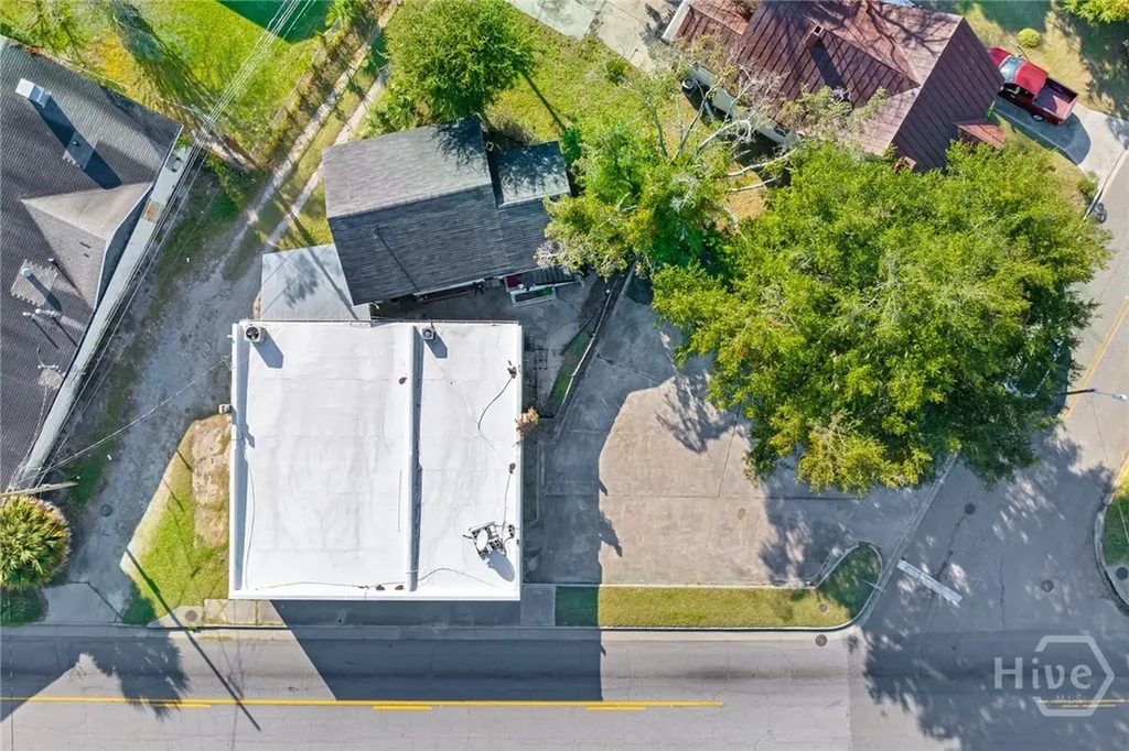 2203 Skidaway Road Savannah GA 31404