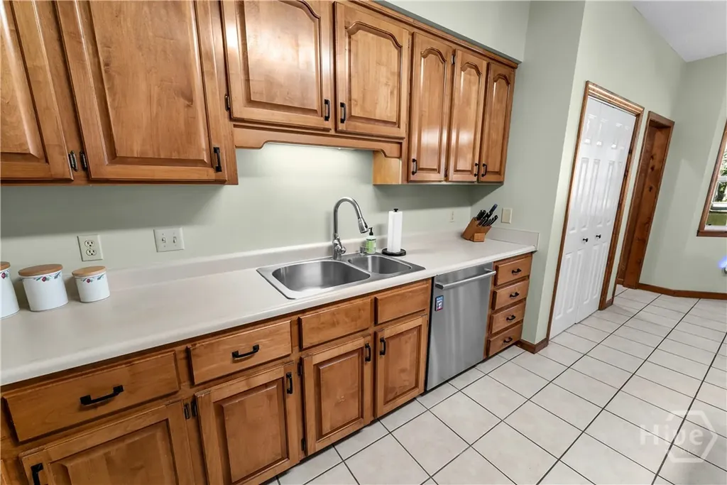 472 S Laurel Circle Eden GA 31307
