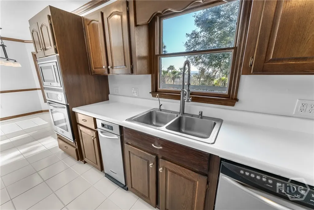 255 Passaic Lane Richmond Hill GA 31324