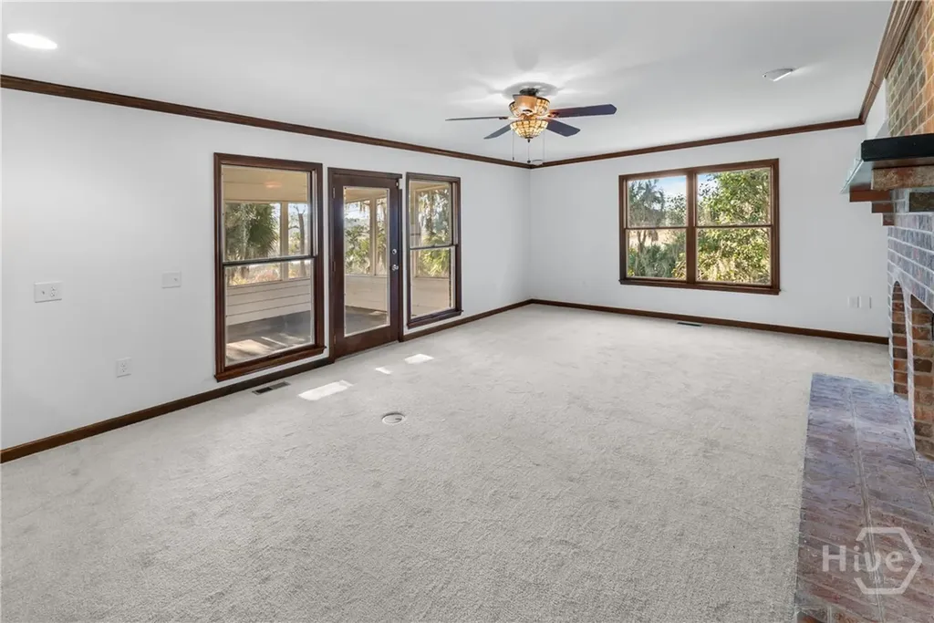 255 Passaic Lane Richmond Hill GA 31324