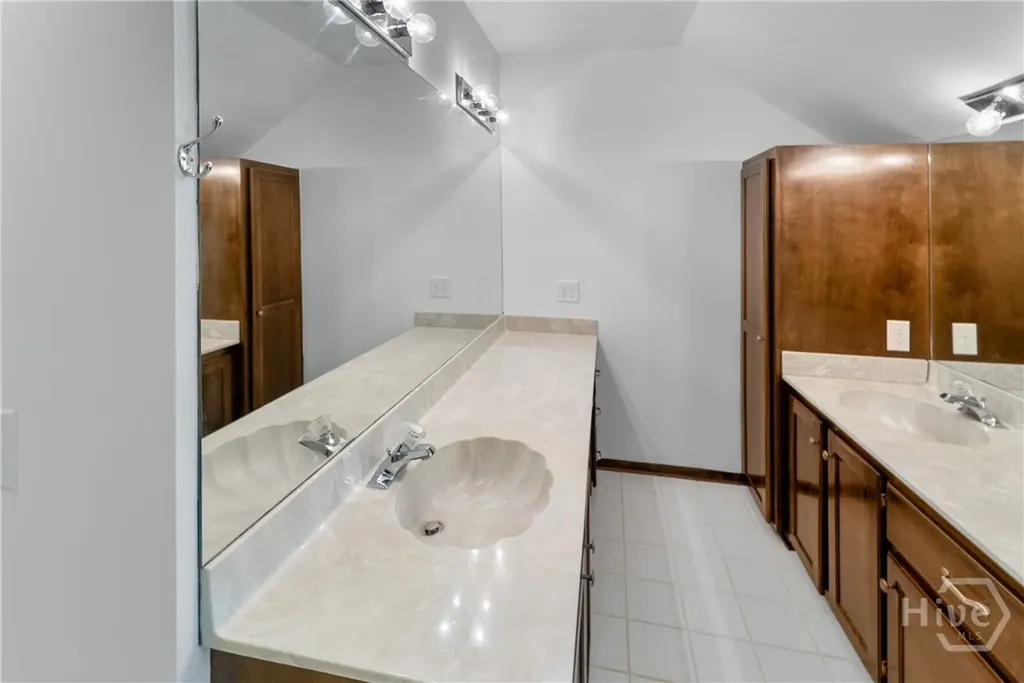 255 Passaic Lane Richmond Hill GA 31324