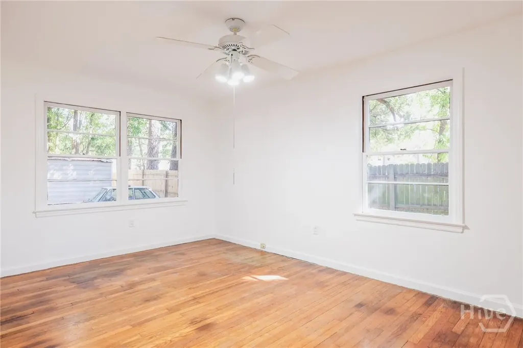 112 E Derenne Avenue Savannah GA 31405