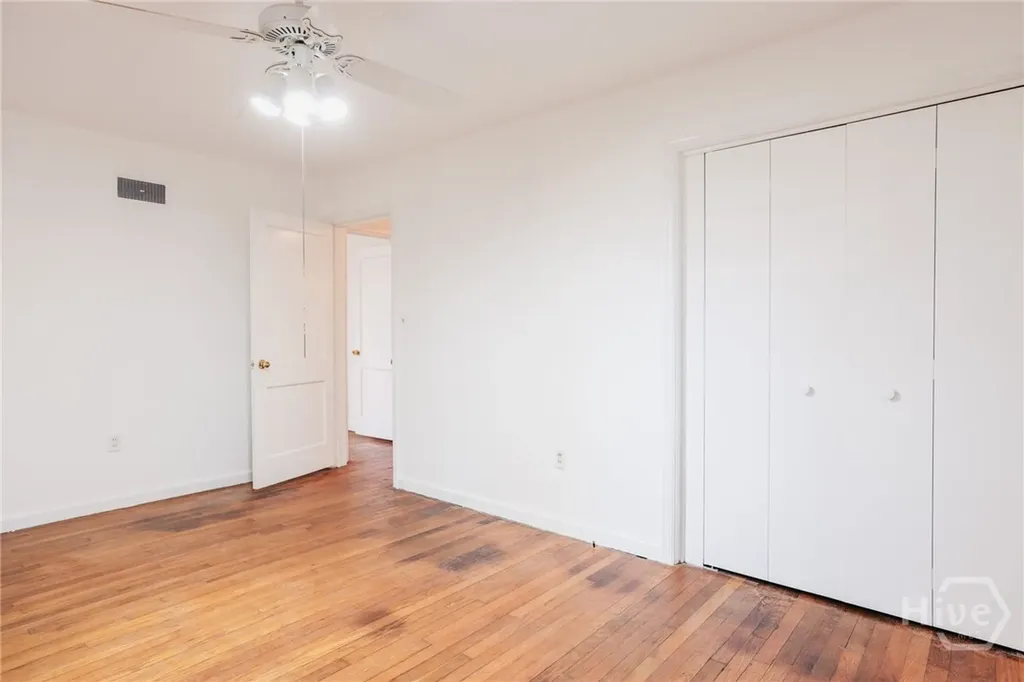 112 E Derenne Avenue Savannah GA 31405