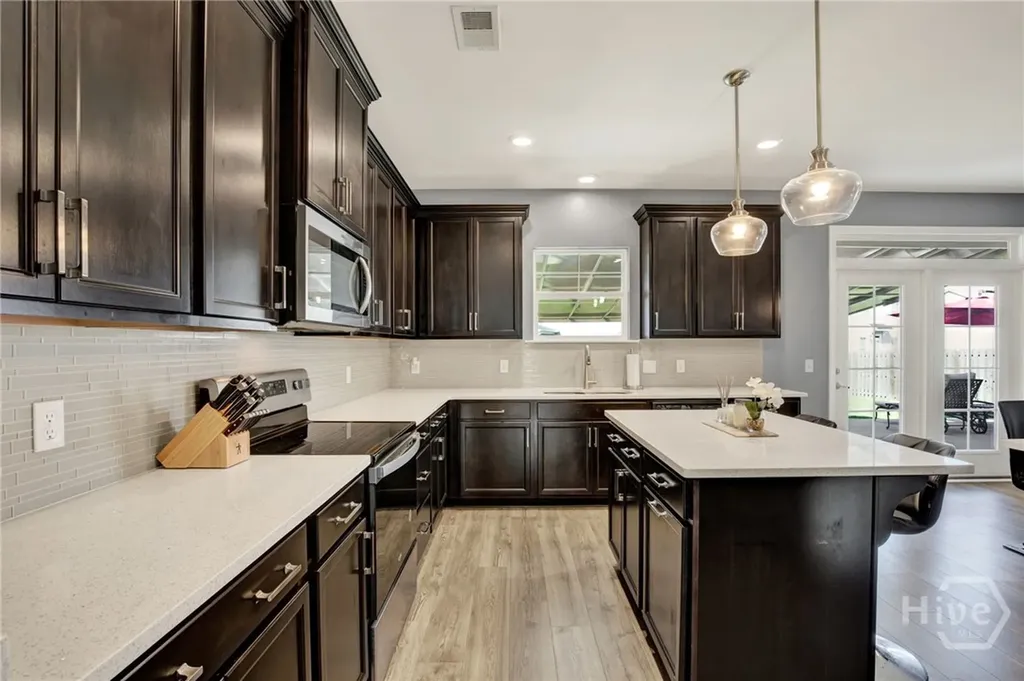 153 Greyfield Circle Savannah GA 31407