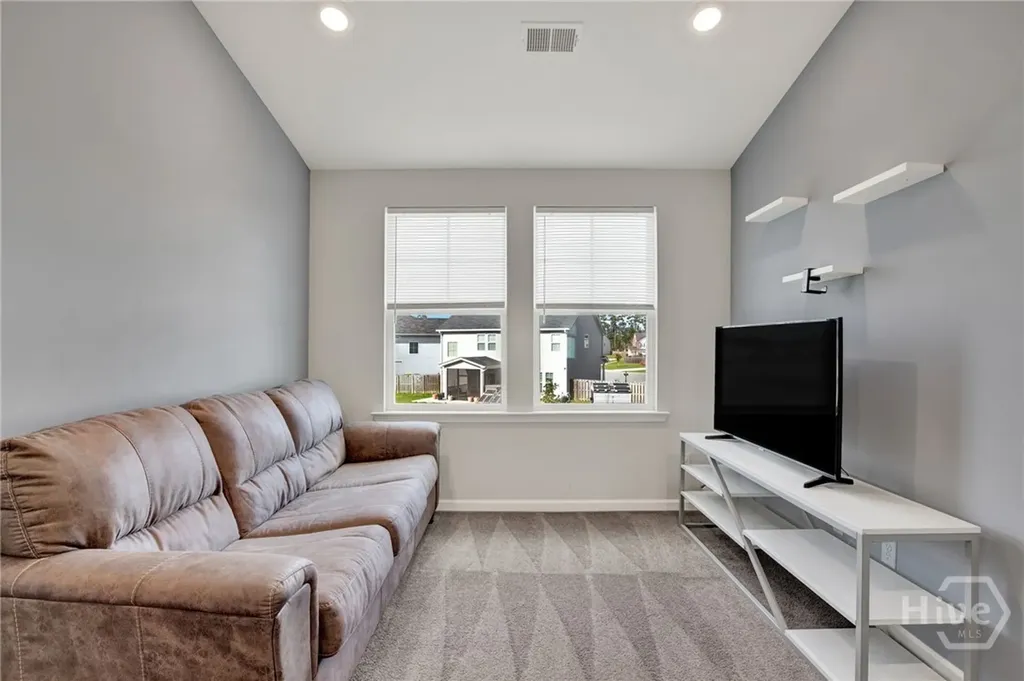 153 Greyfield Circle Savannah GA 31407