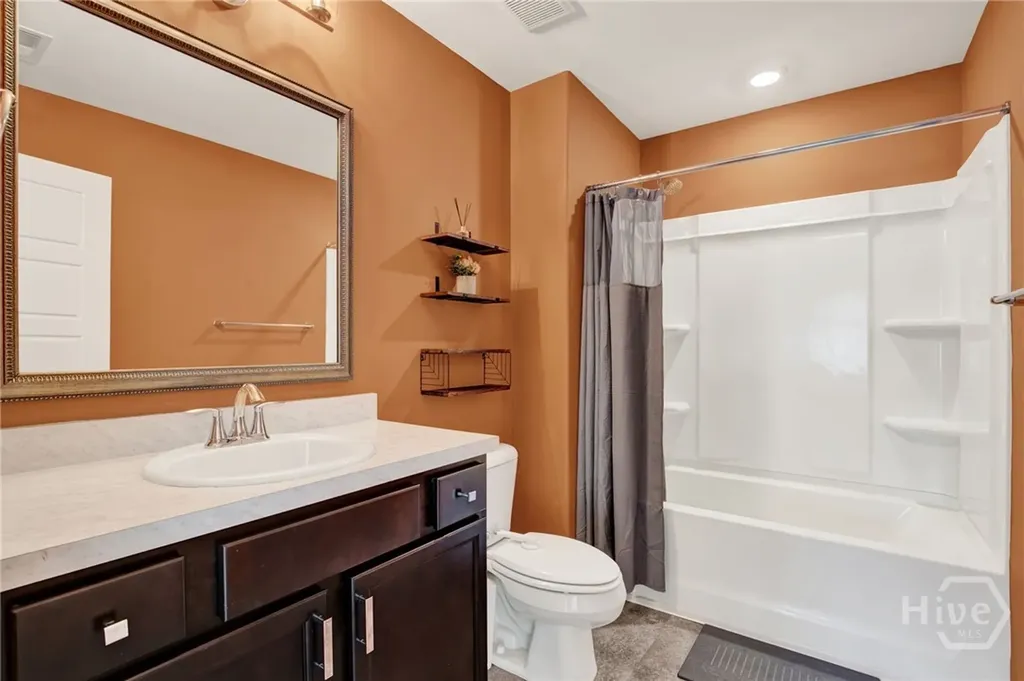 153 Greyfield Circle Savannah GA 31407