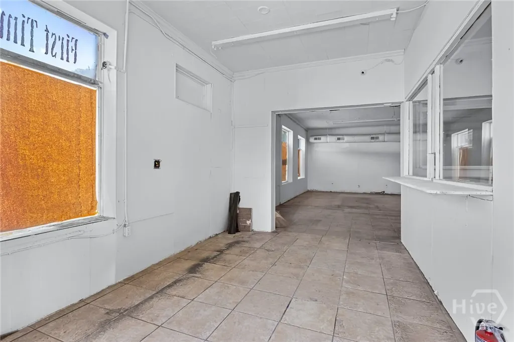 2203 Skidaway Road Savannah GA 31404