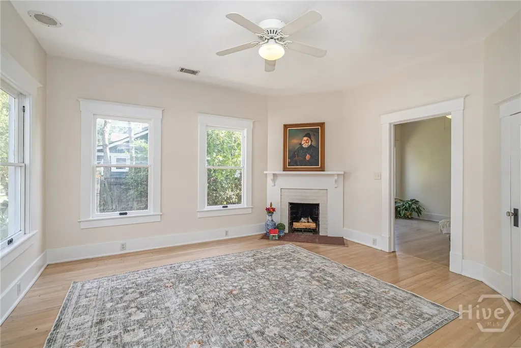 1219 E 48th Street Savannah GA 31404