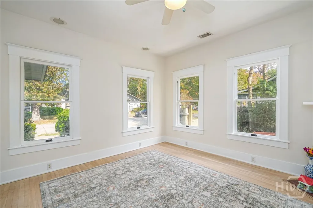 1219 E 48th Street Savannah GA 31404