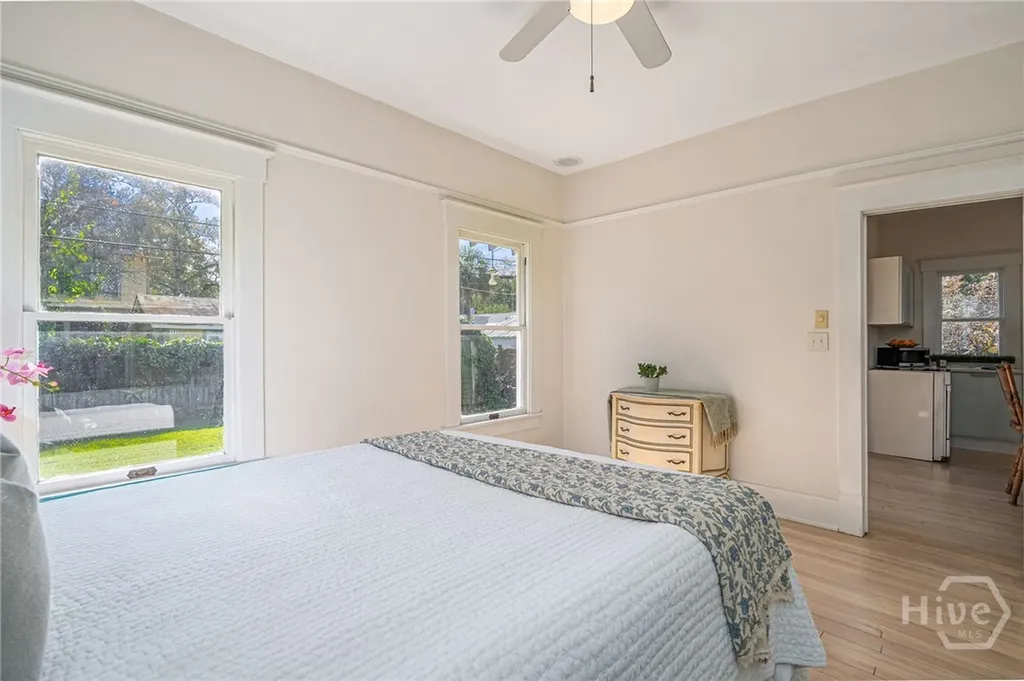 1219 E 48th Street Savannah GA 31404