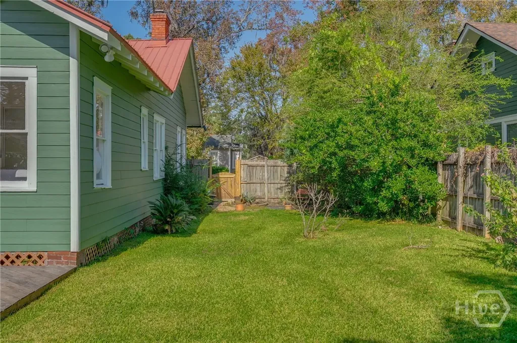 1219 E 48th Street Savannah GA 31404