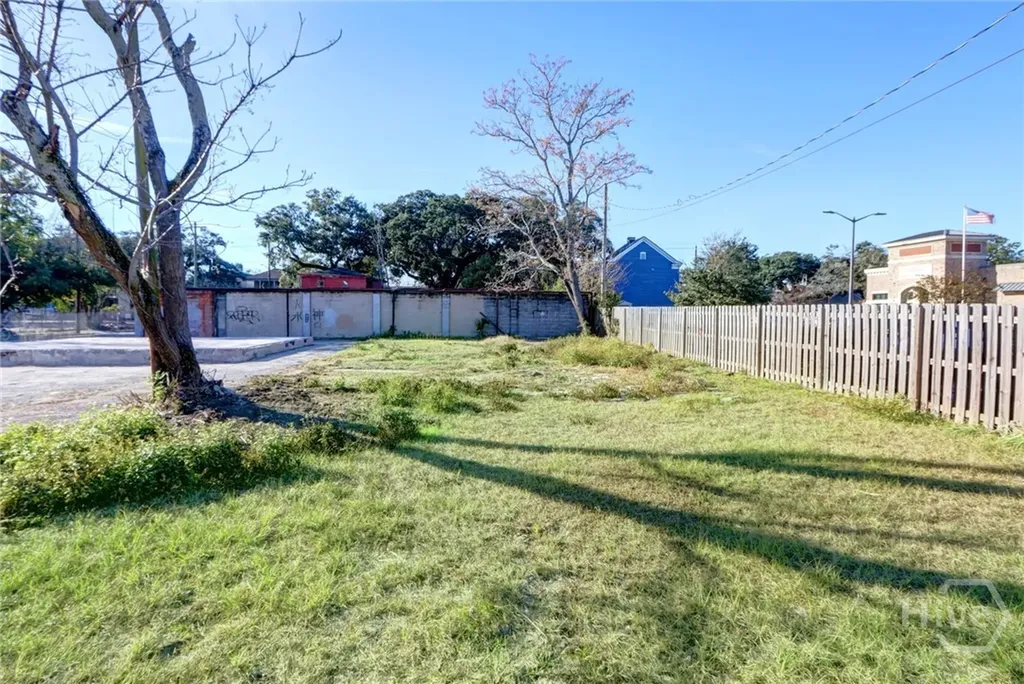 1805 / 1807 Montgomery Street Savannah GA 31401