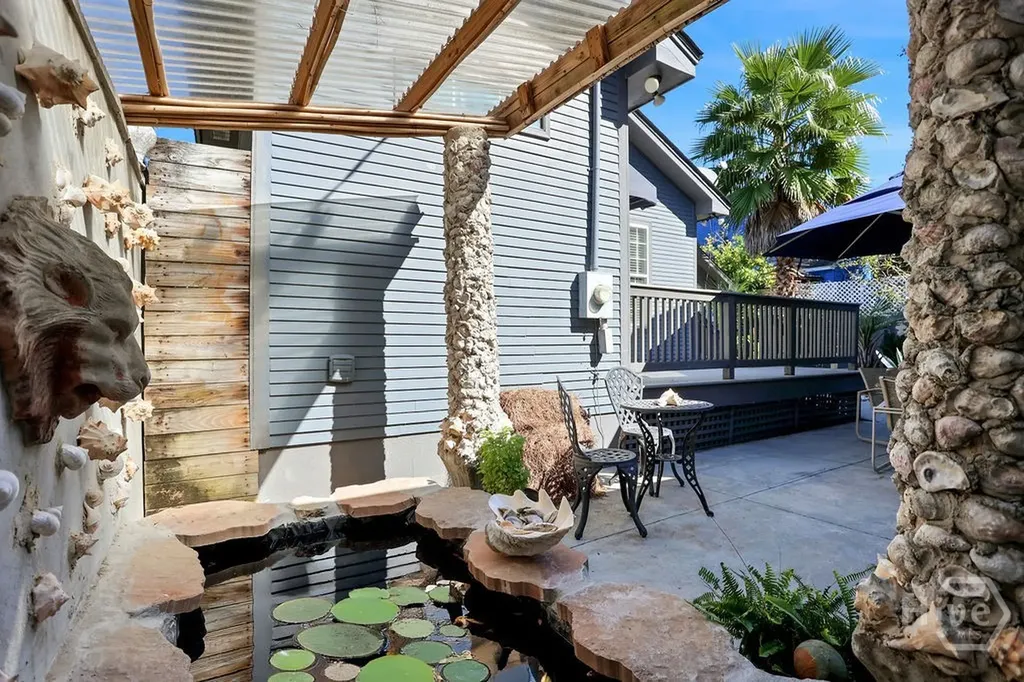 913-917 W 38th Street Savannah GA 31401