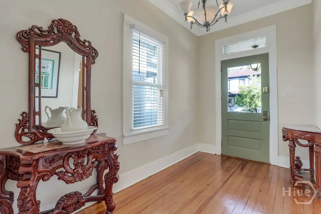913-917 W 38th Street Savannah GA 31401