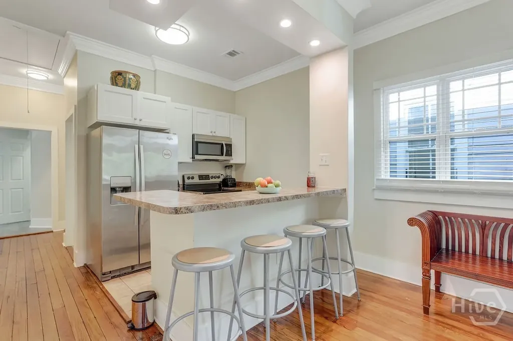913-917 W 38th Street Savannah GA 31401