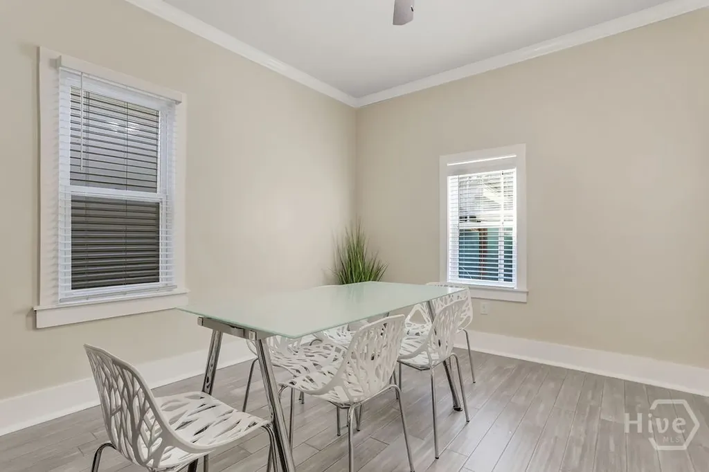 913-917 W 38th Street Savannah GA 31401