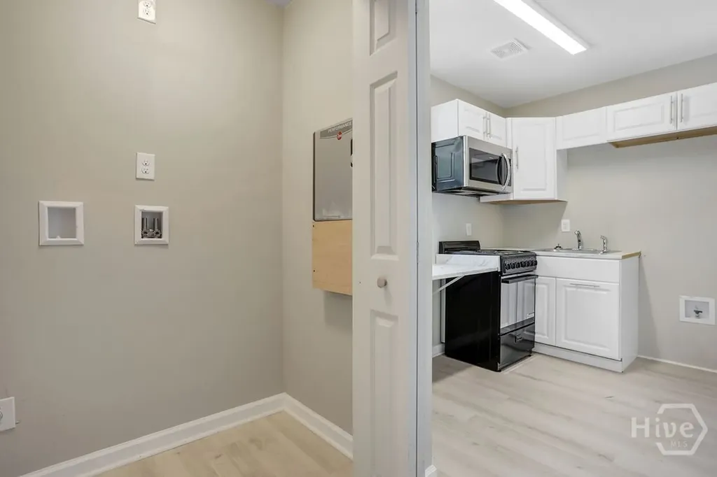 913-917 W 38th Street Savannah GA 31401