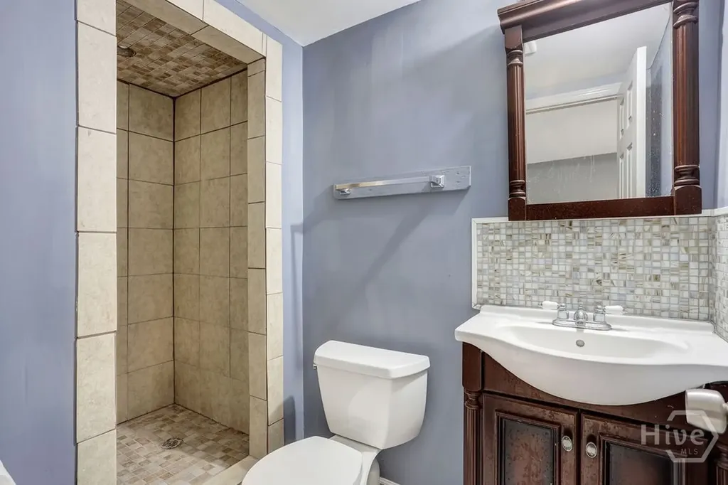 913-917 W 38th Street Savannah GA 31401