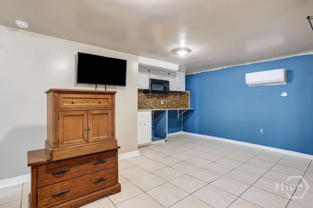 913-917 W 38th Street Savannah GA 31401