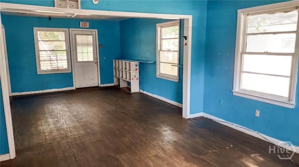 110 E Derenne Avenue Savannah GA 31405