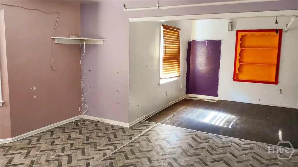 110 E Derenne Avenue Savannah GA 31405