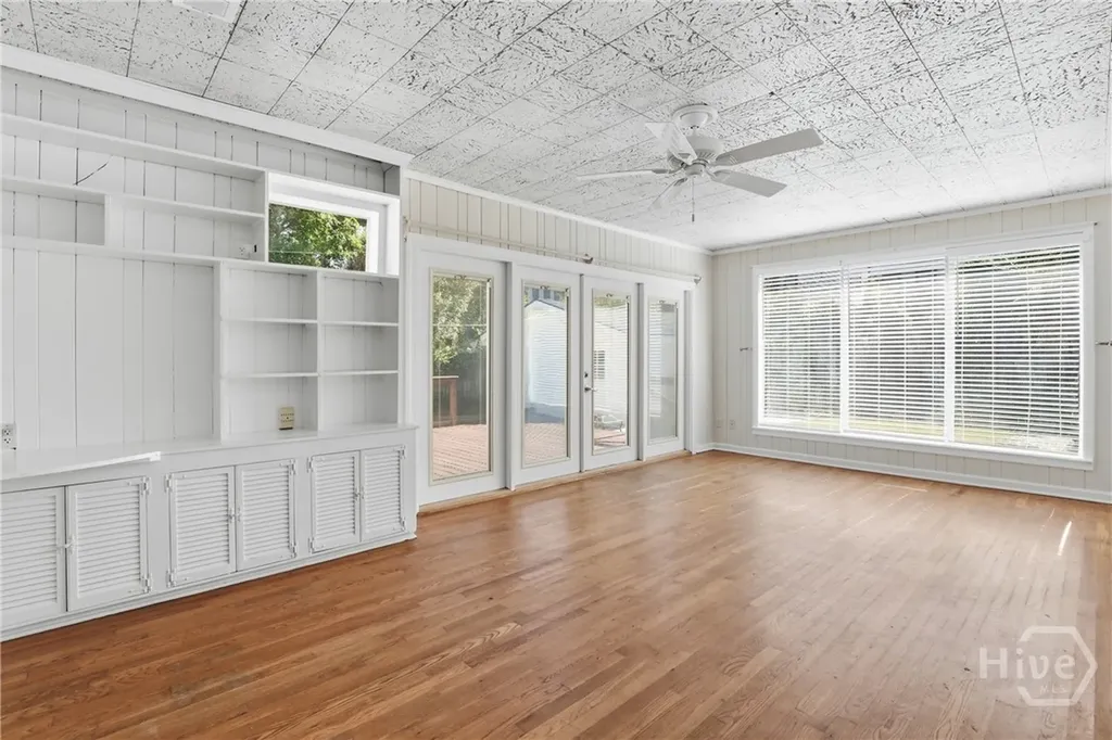 115 E 60th Street Savannah GA 31405
