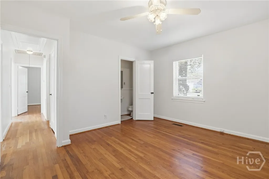 115 E 60th Street Savannah GA 31405