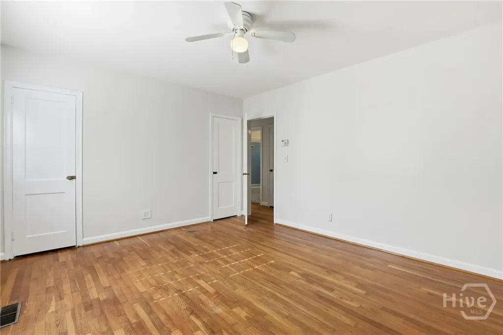 115 E 60th Street Savannah GA 31405