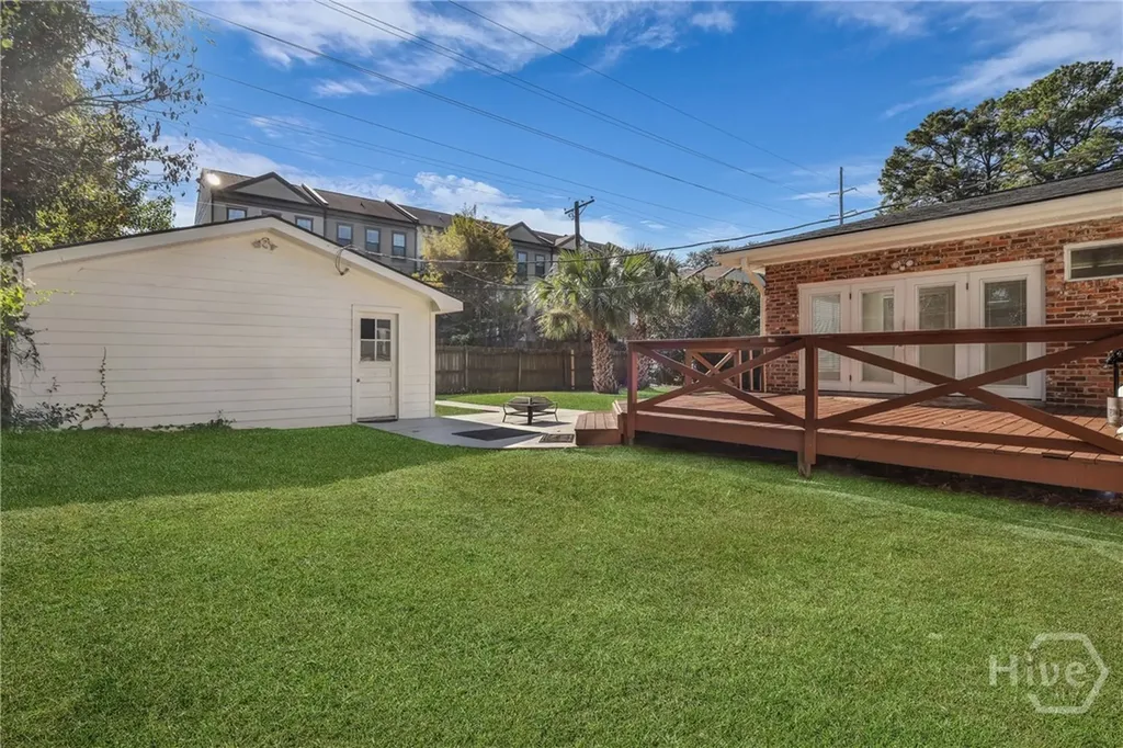 115 E 60th Street Savannah GA 31405