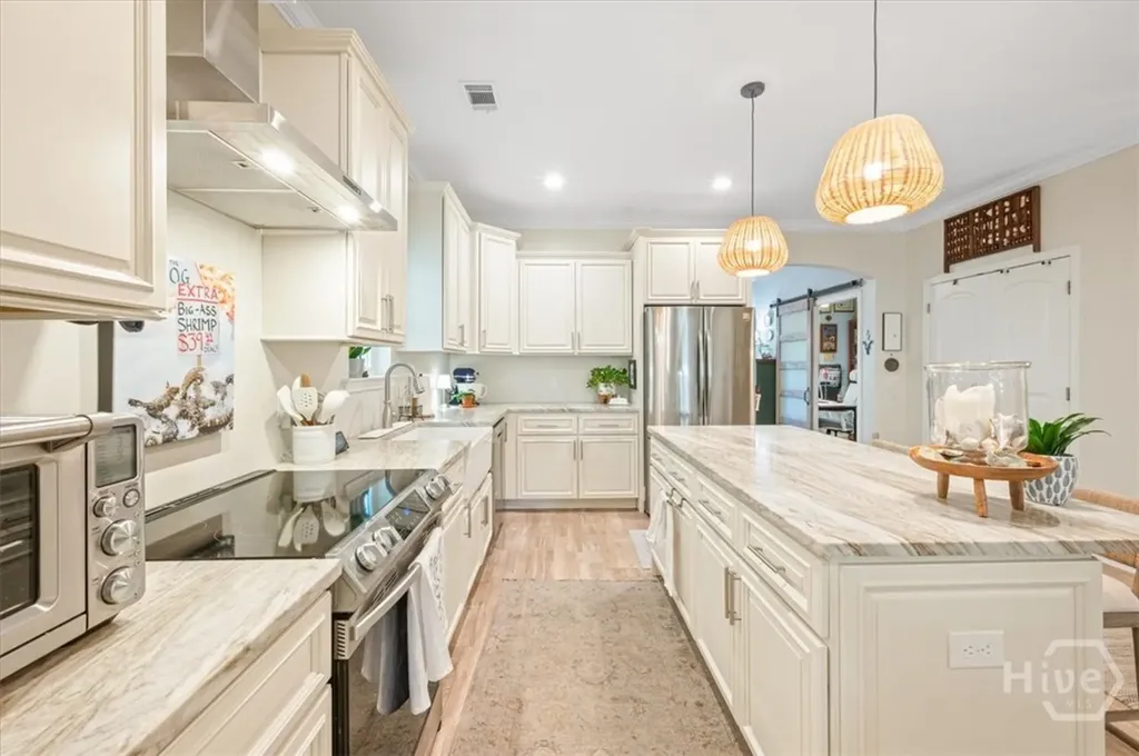 506 E 34th Street Savannah GA 31401