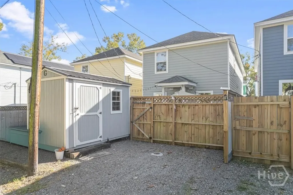 506 E 34th Street Savannah GA 31401
