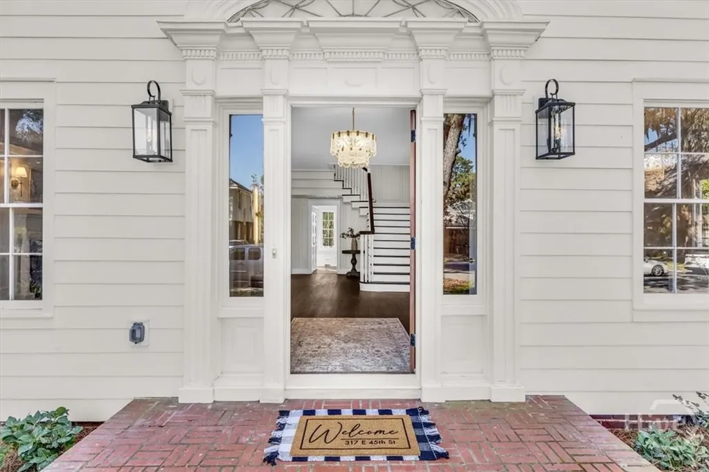 317 E 45th Street Savannah GA 31405