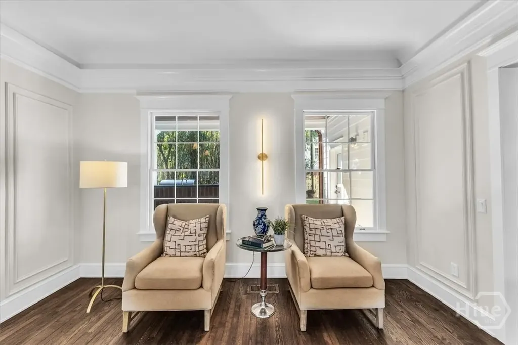 317 E 45th Street Savannah GA 31405