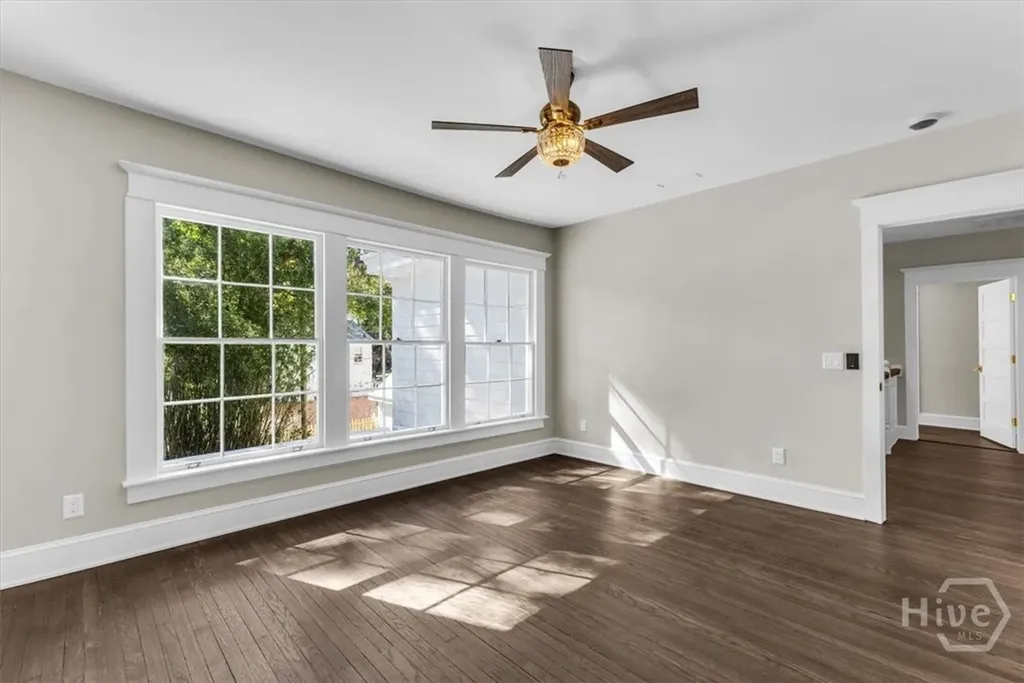 317 E 45th Street Savannah GA 31405
