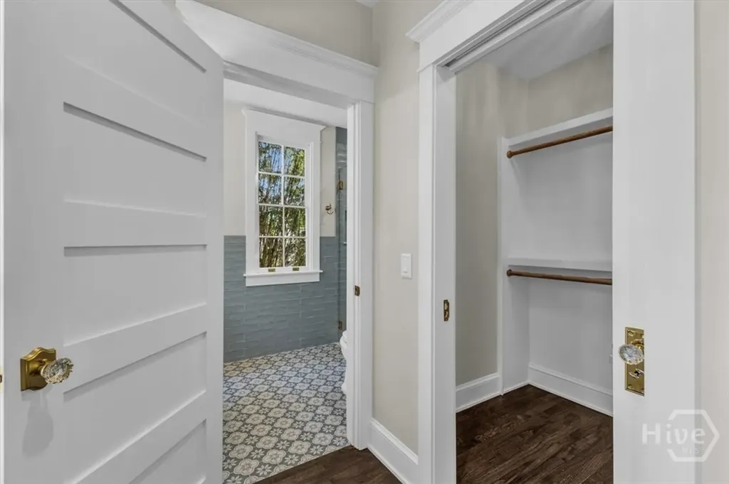 317 E 45th Street Savannah GA 31405