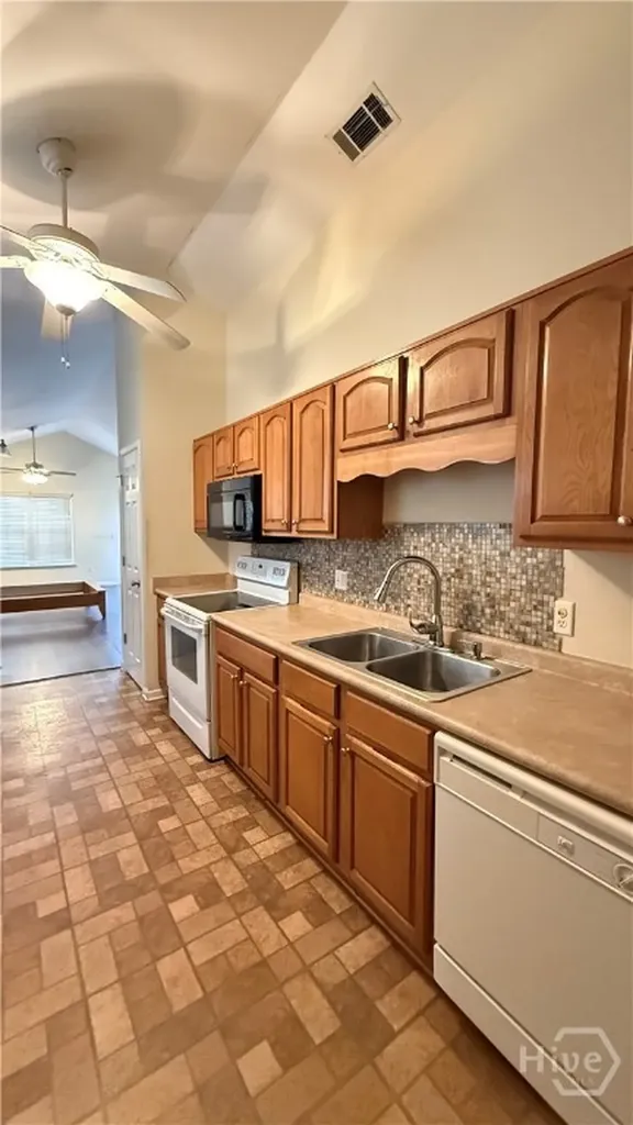 1219 E Waldburg Street Savannah GA 31404