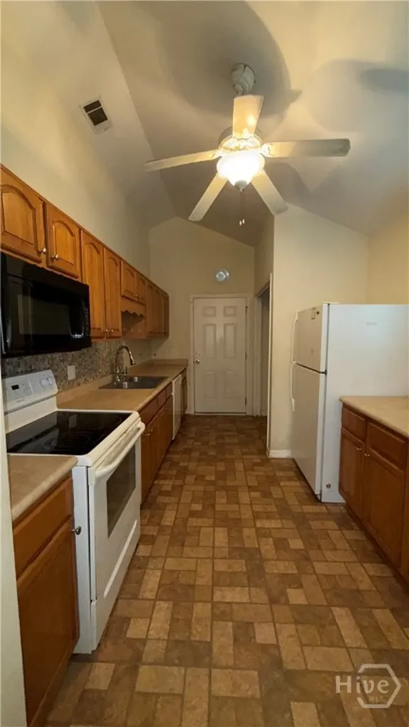 1219 E Waldburg Street Savannah GA 31404