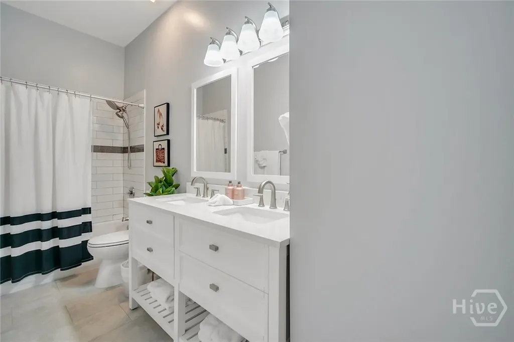 321 W 31st Street Savannah GA 31401