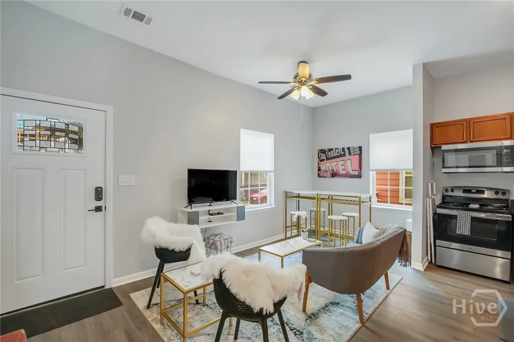 321 W 31st Street Savannah GA 31401