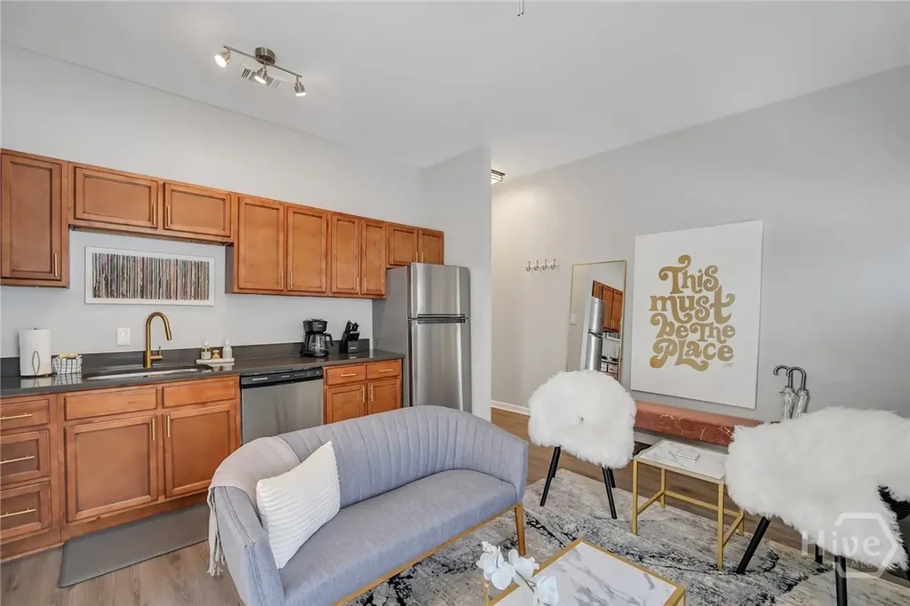 321 W 31st Street Savannah GA 31401