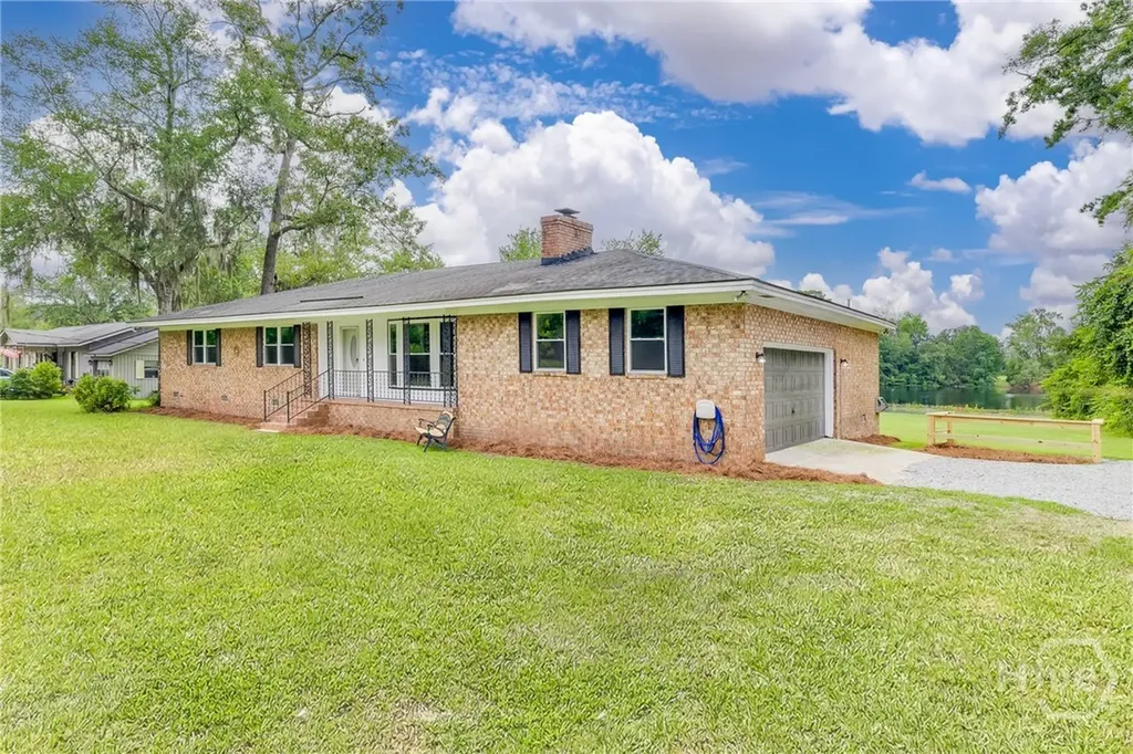 330 Lakeshore Drive Guyton GA 31312
